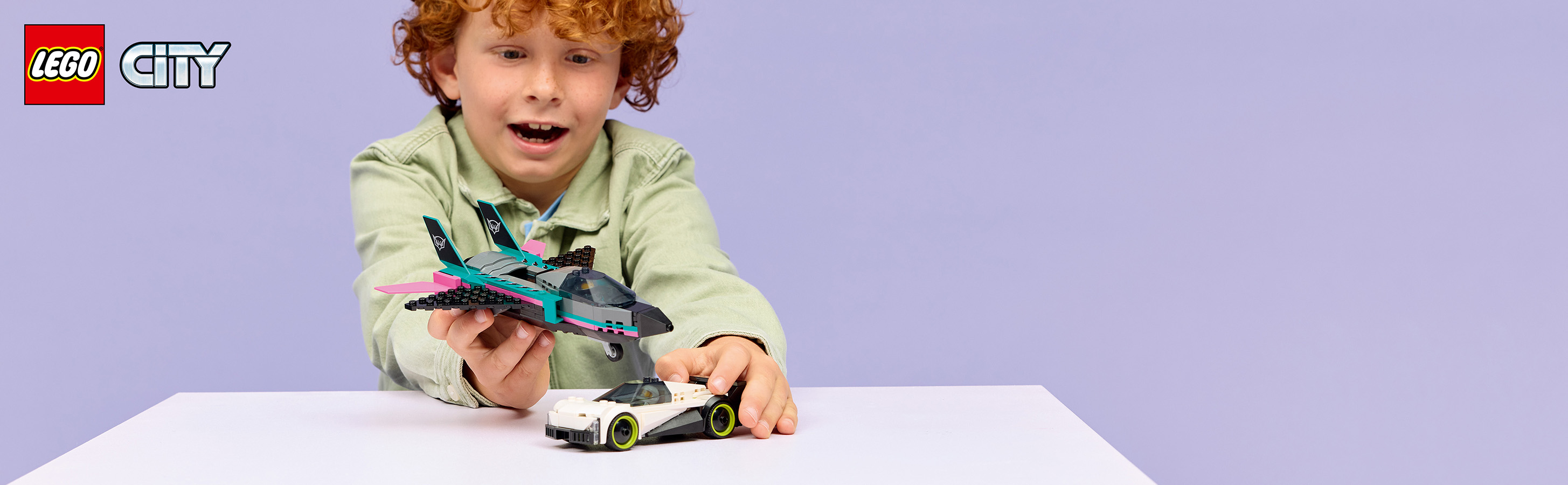 Duell Supersportwagen vs. Rennjet