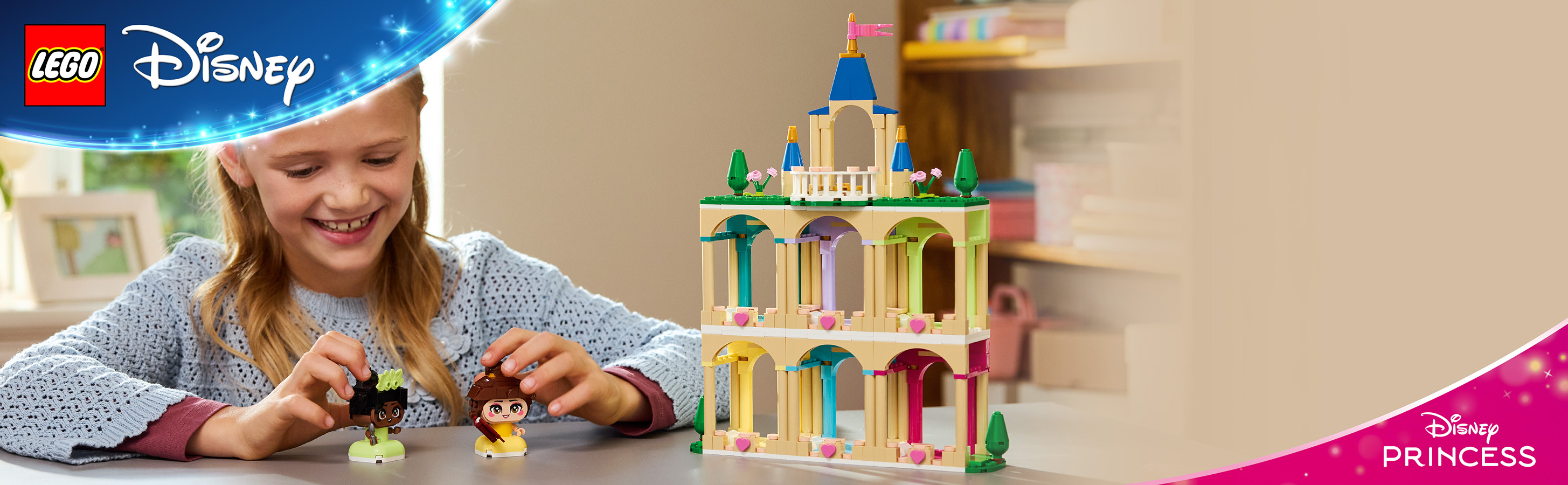 Gebaute Minifiguren und ein Schloss zum Ausstellen