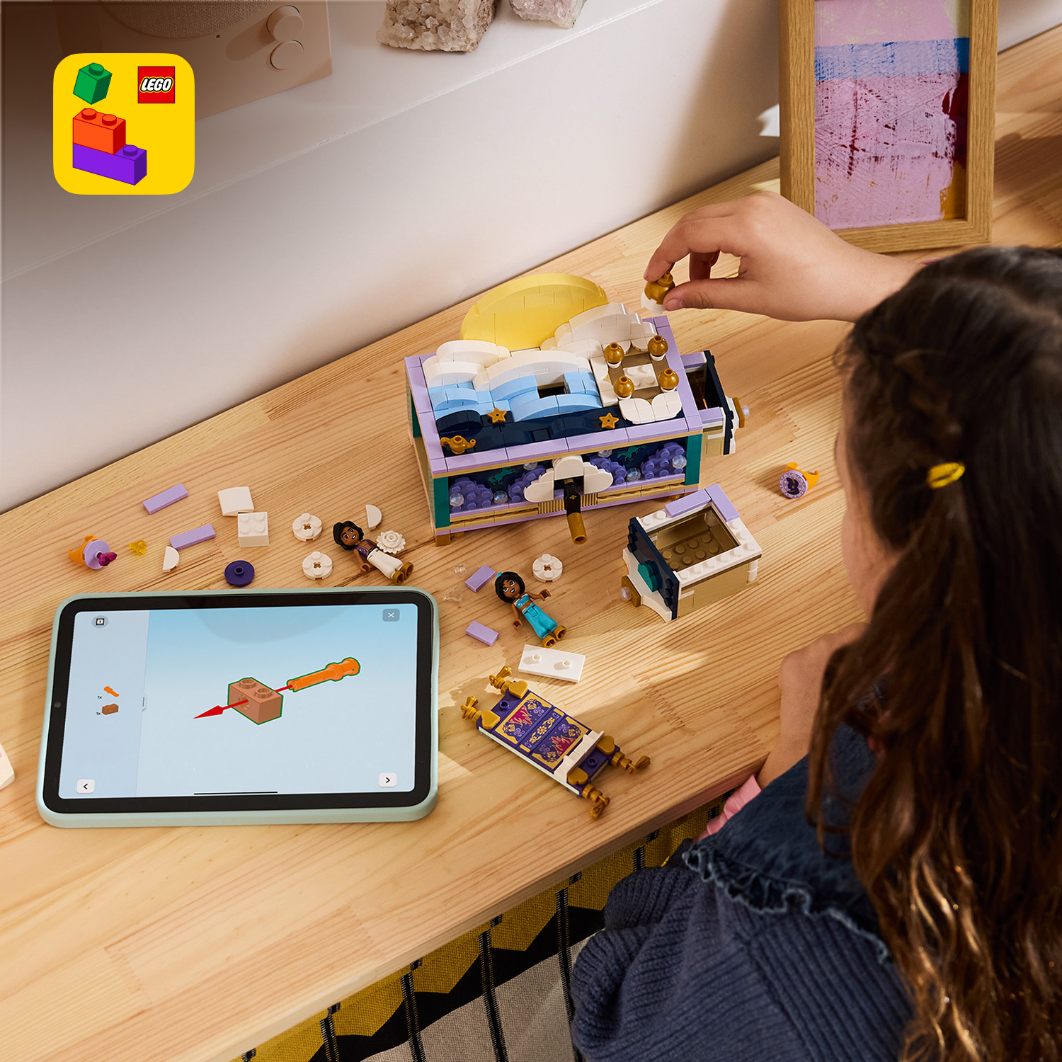 Includes interactive 3D building instructions