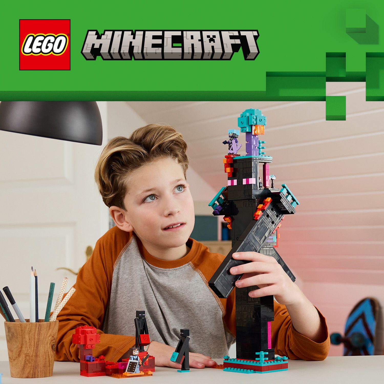 Minecraft® Set zum Spielen und Ausstellen