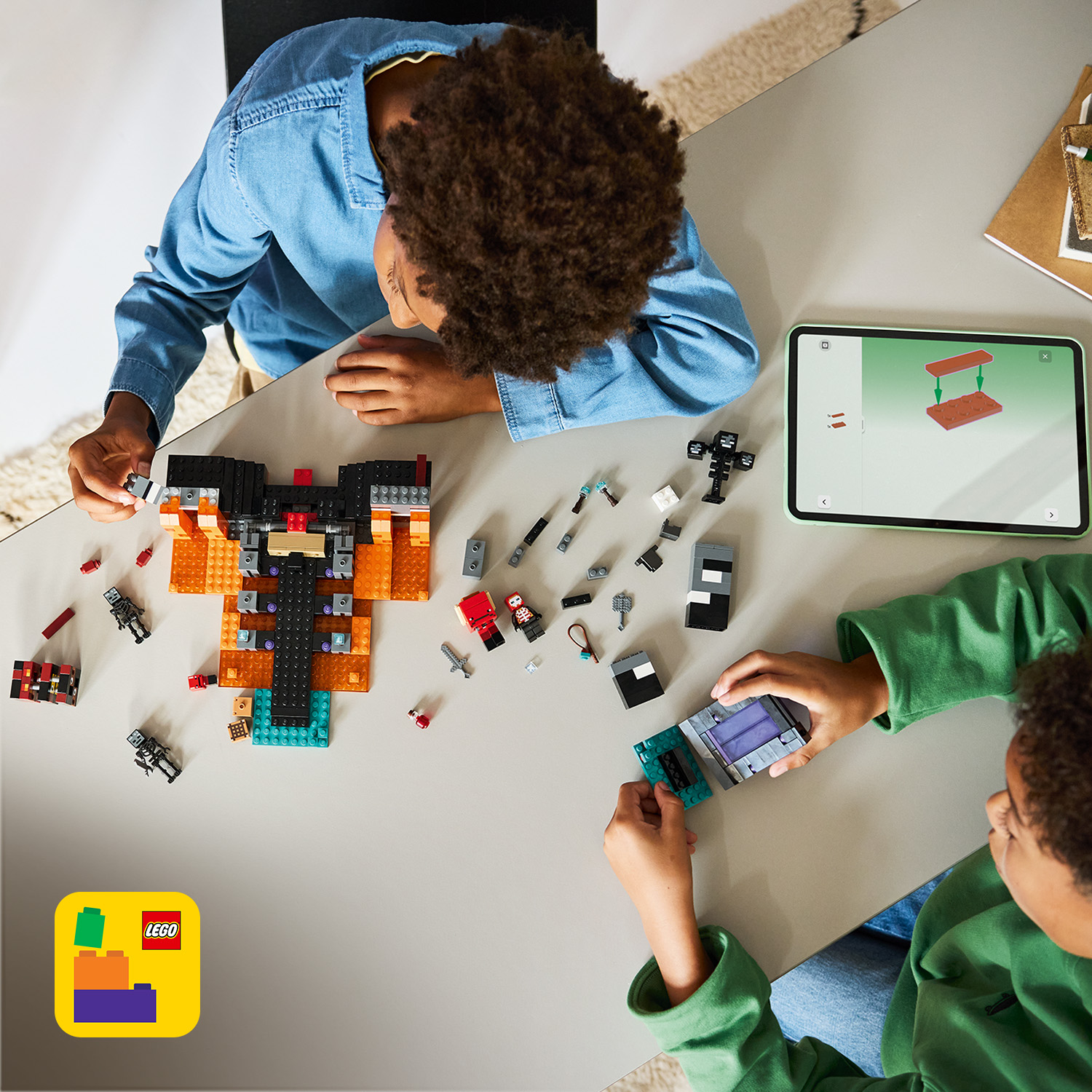 Gemeinsam mit Familie und Freunden bauen