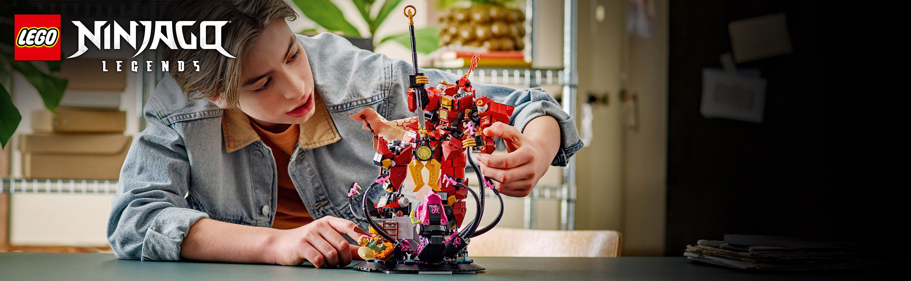 Beeindruckendes LEGO® NINJAGO® Mech-Modell