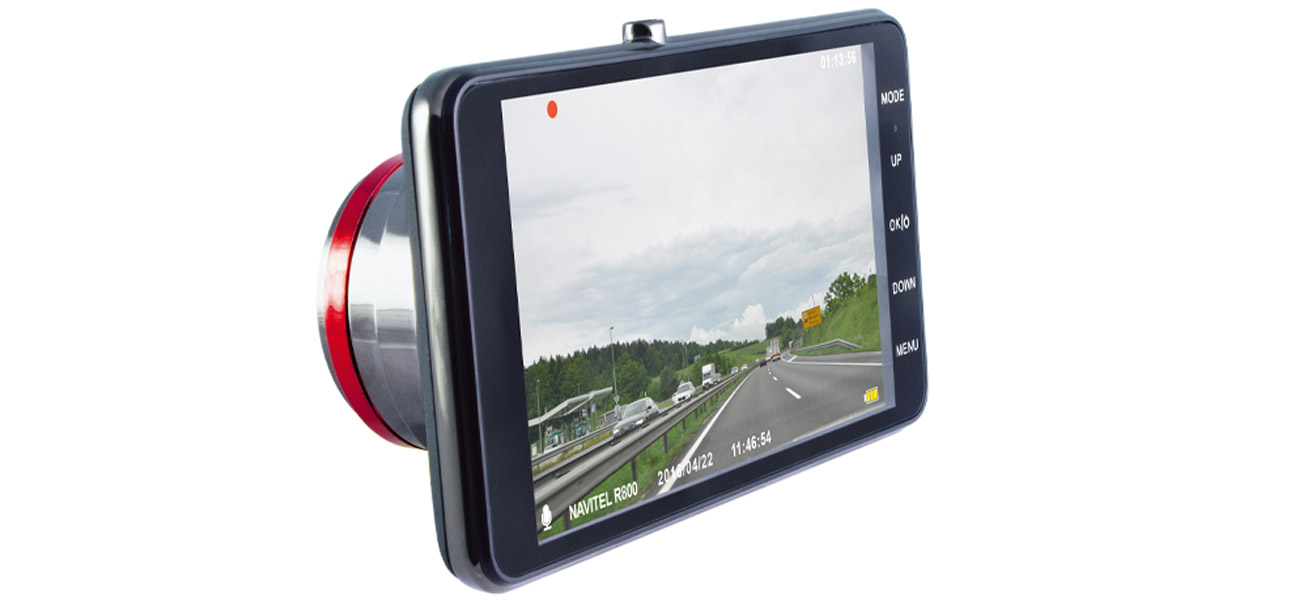 Dashcam Navitel R800 Videoaufnahmen in Full-HD-Qualität