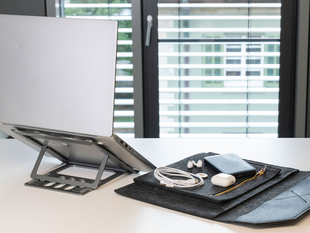 4Smarts Tasche und Unterlage für Laptop/Tablet FoldStand ErgoFix 13