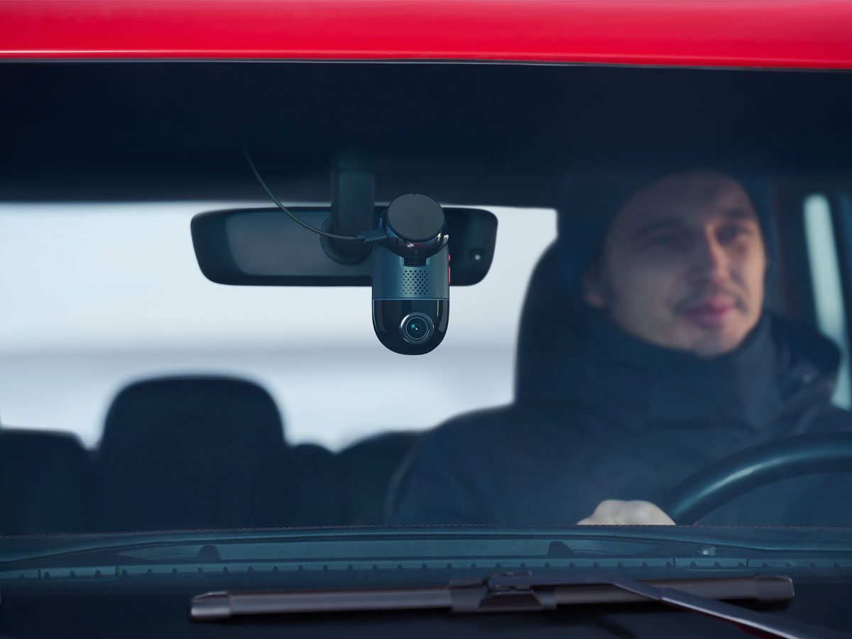 Wideorejestrator 70mai Omni X800 Schwarz - Lifestyle-Grafik