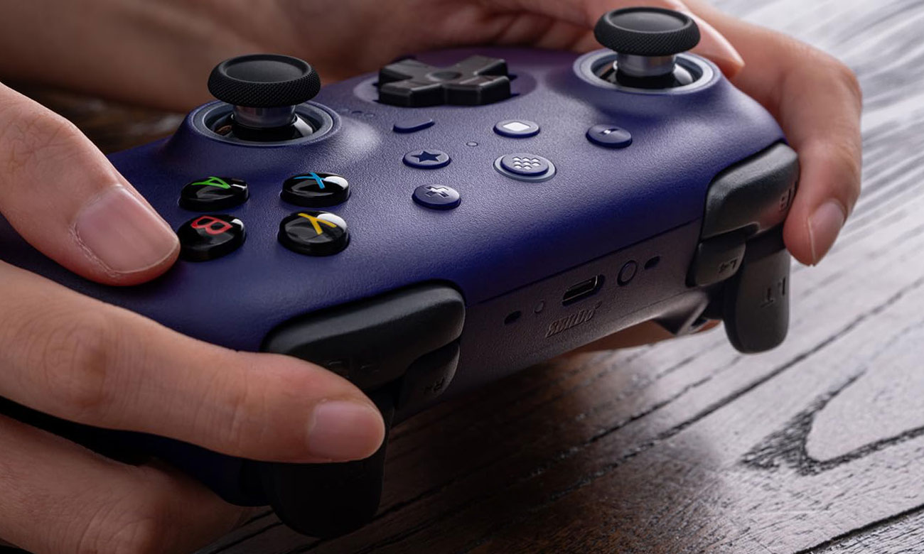 8BitDo Ultimate 2 Wireless 2.4G Controller Lila - Lifestyle-Grafik