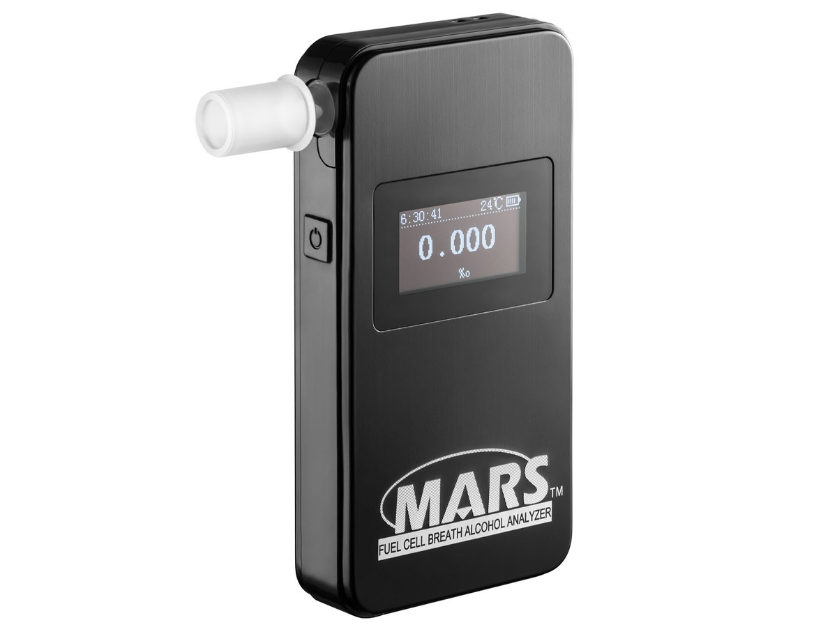 Alkomat Aisko AlcoVisor Mars BT Black - Widok od przodu pod kątem