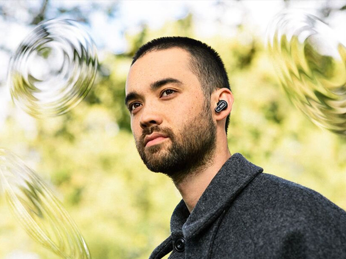 Bezprzewodige Kopfhörer AKG N5 Hybrid ANC - Lifestyle-Grafik