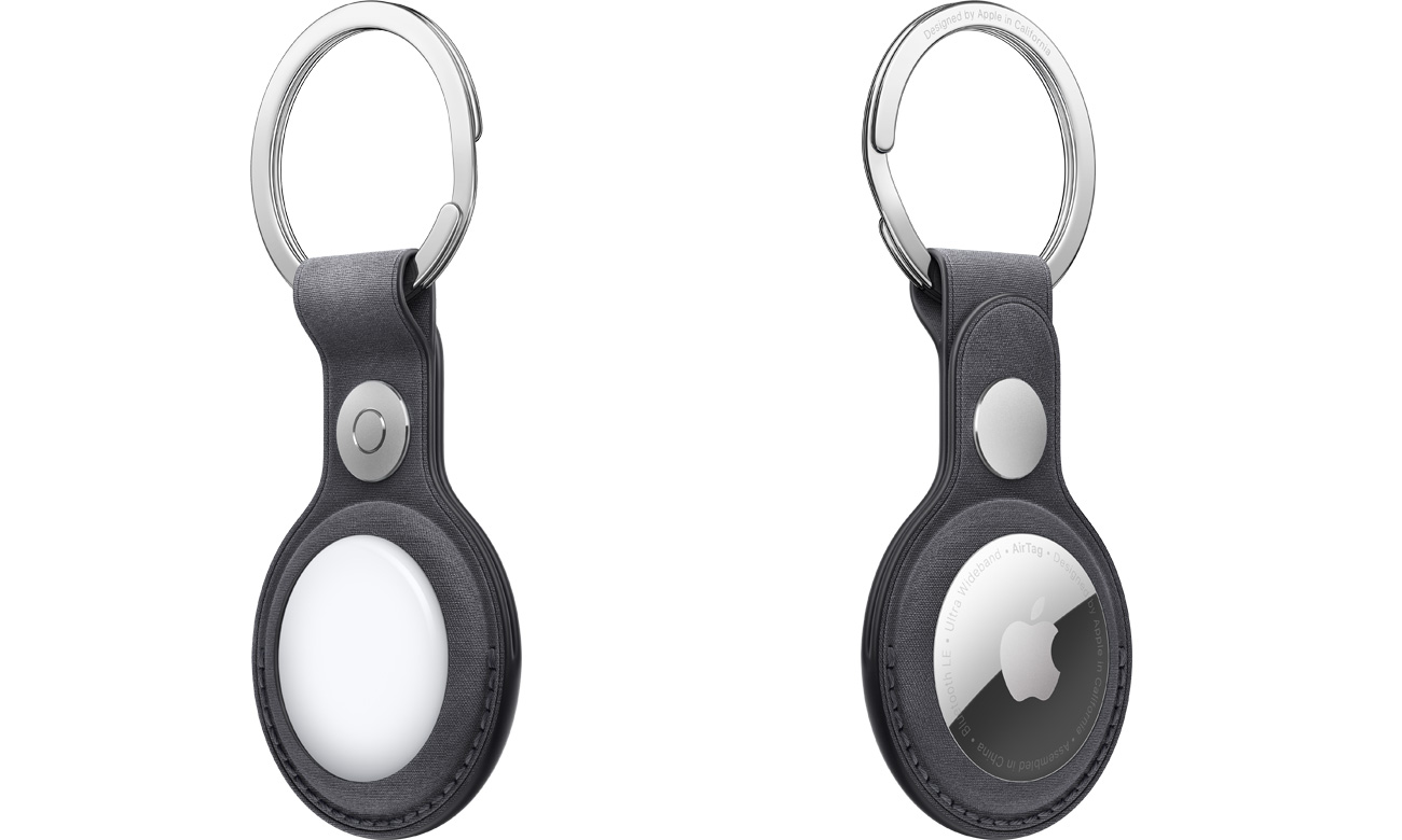 Schlüsselanhänger aus FineWoven-Gewebe für AirTag Schwarz - Rück- und Vorderansicht im Winkel