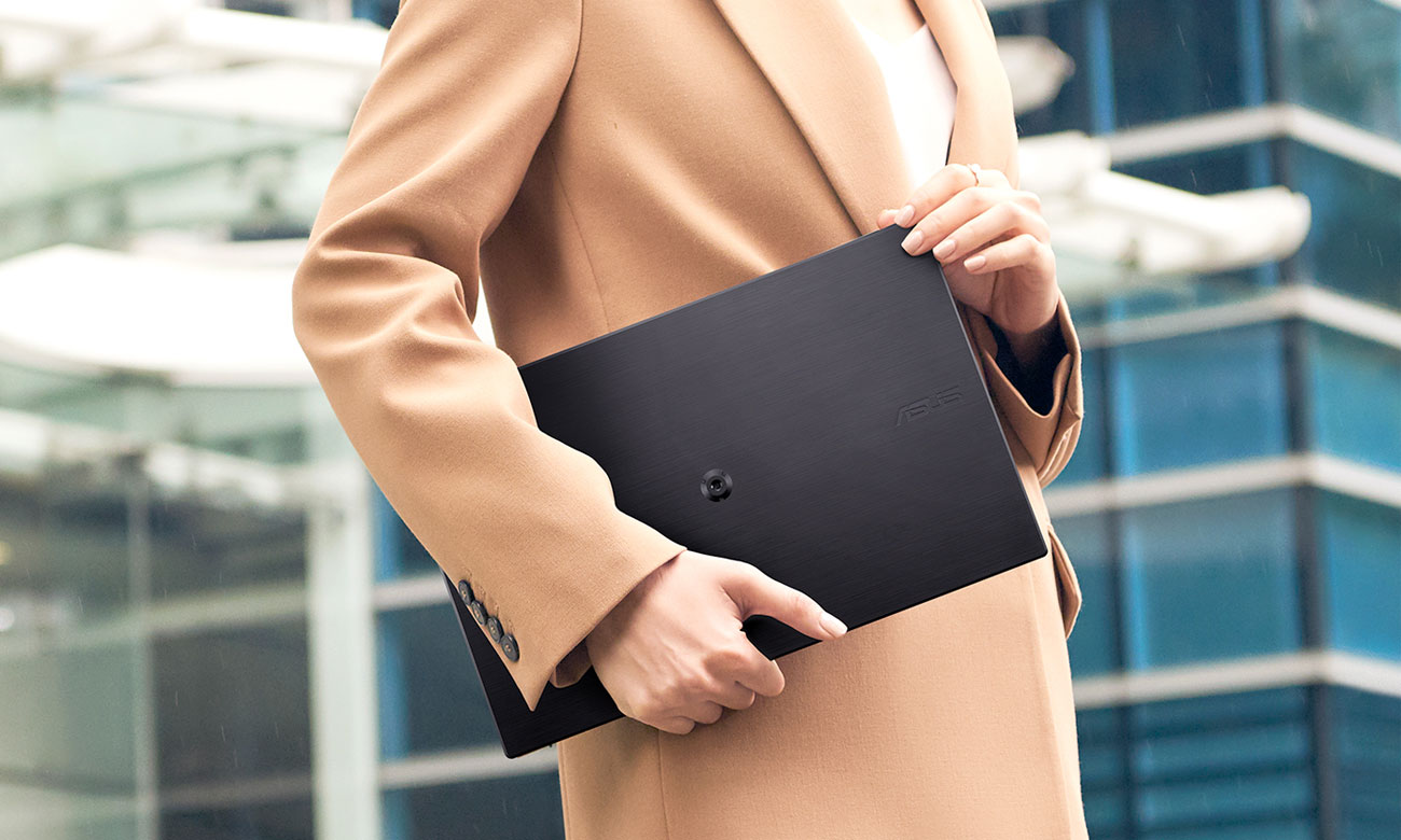 Smukła, stylowa i bardzo poręczna konstrukcja