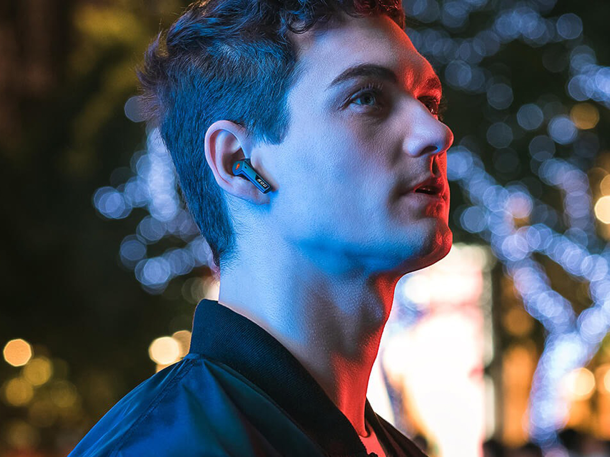 ASUS ROG Cetra True Wireless SpeedNova Kopfhörer Schwarz - Lifestyle Bild