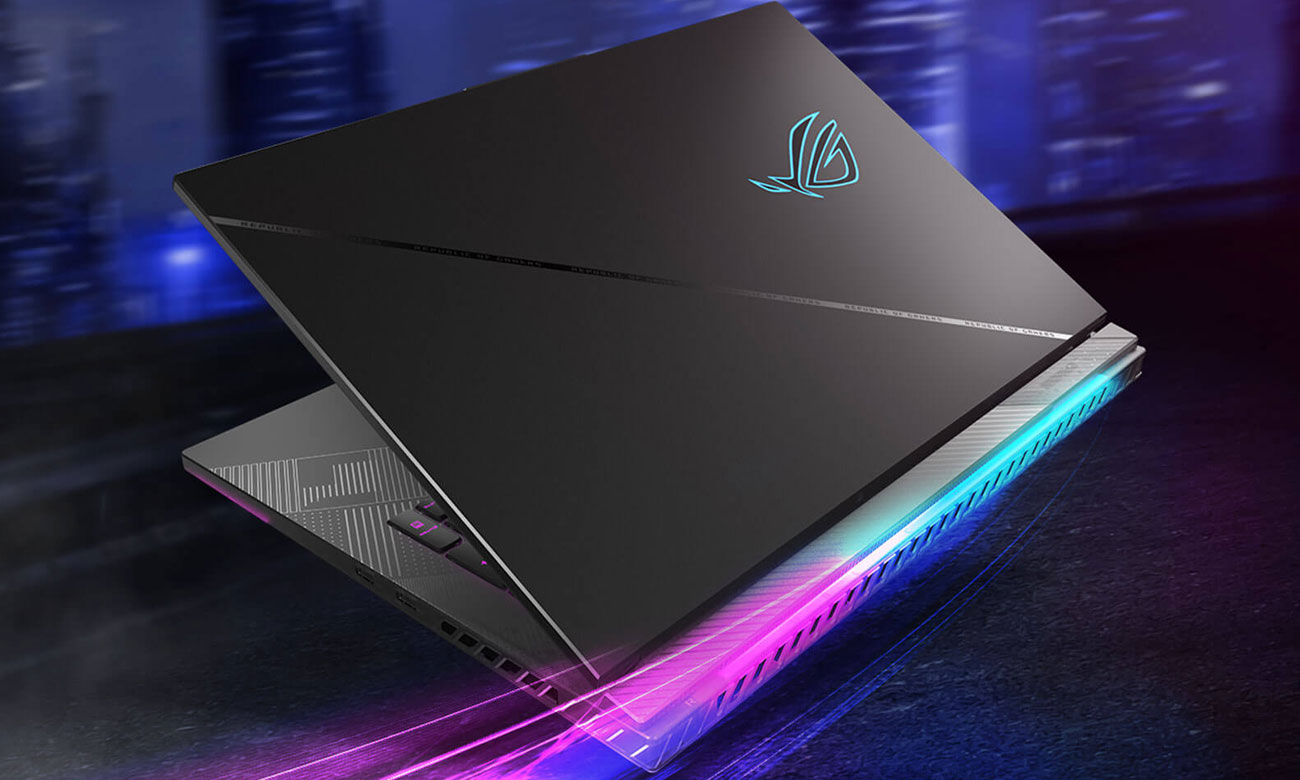 ASUS ROG Strix SCAR 18 pokrywa matrycy