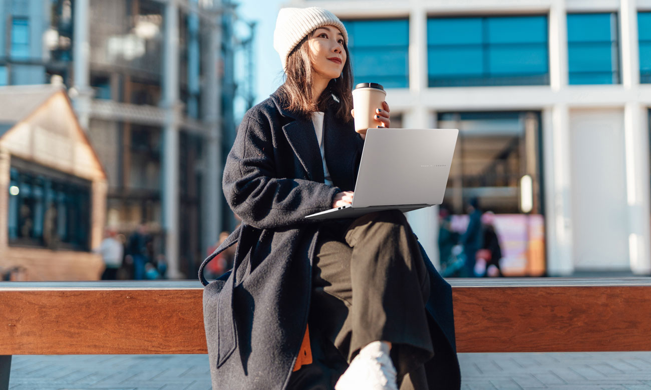 ASUS Vivobook S14 M5406 laptop ultralekki