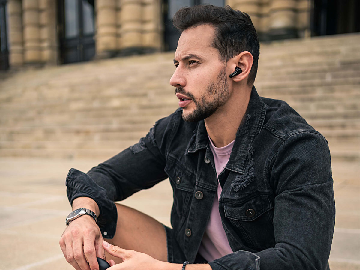 Drahtlose Kopfhörer Audeeo Navigator Schwarz - Lifestyle-Grafik