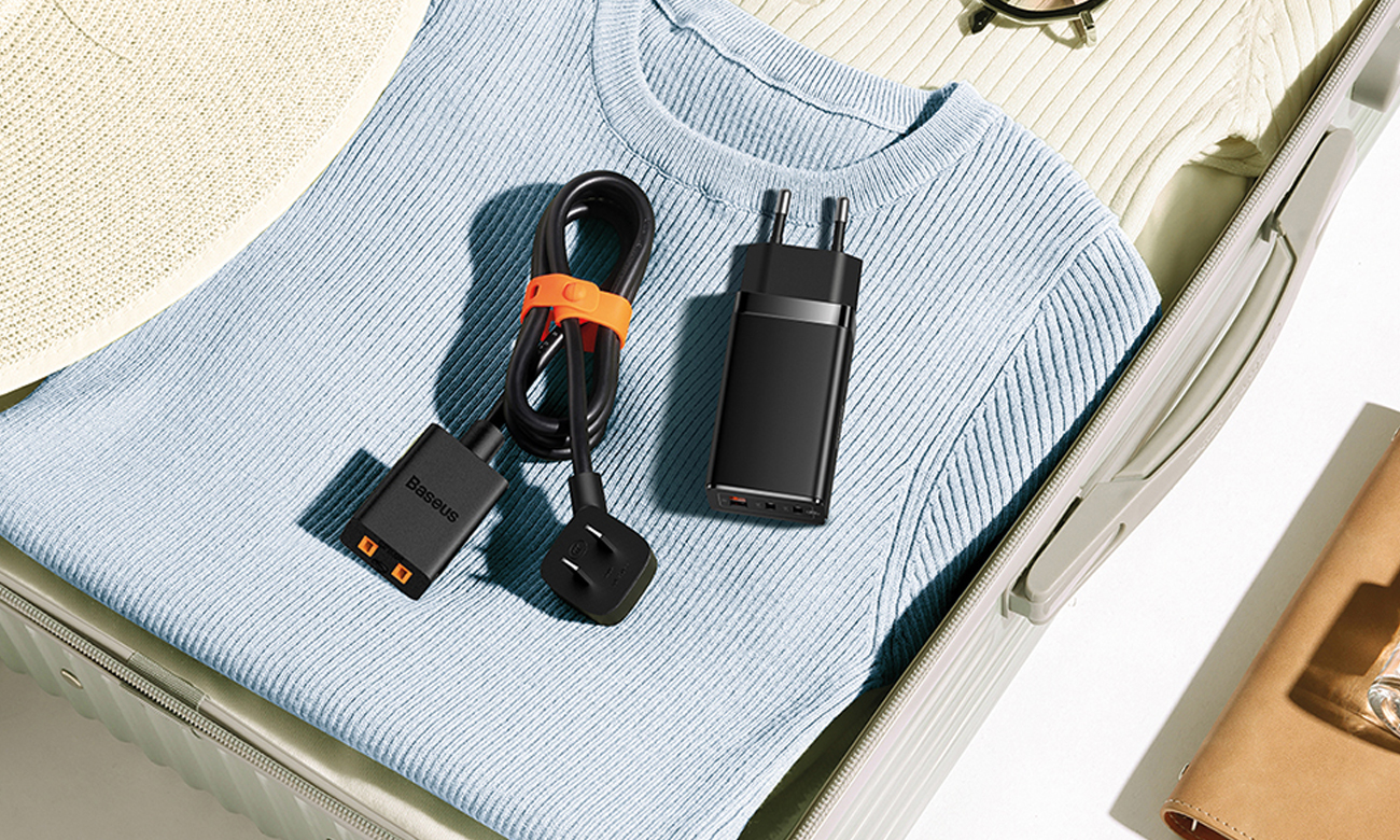 Baseus GaN5 Pro 65W EU Ladegerät mit 1m USB-C Kabel (schwarz)