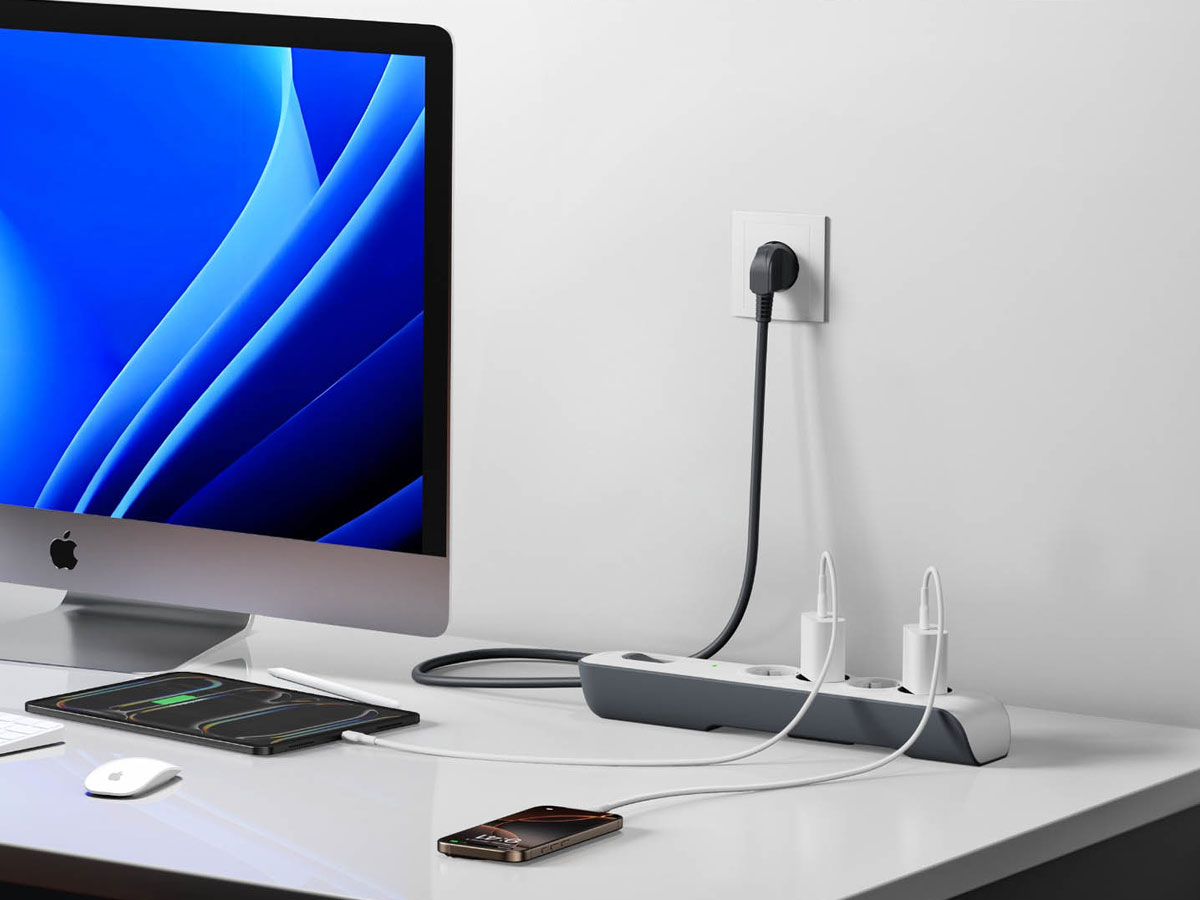 Belkin Überspannungsschutzleiste 525J, 4 Steckdosen