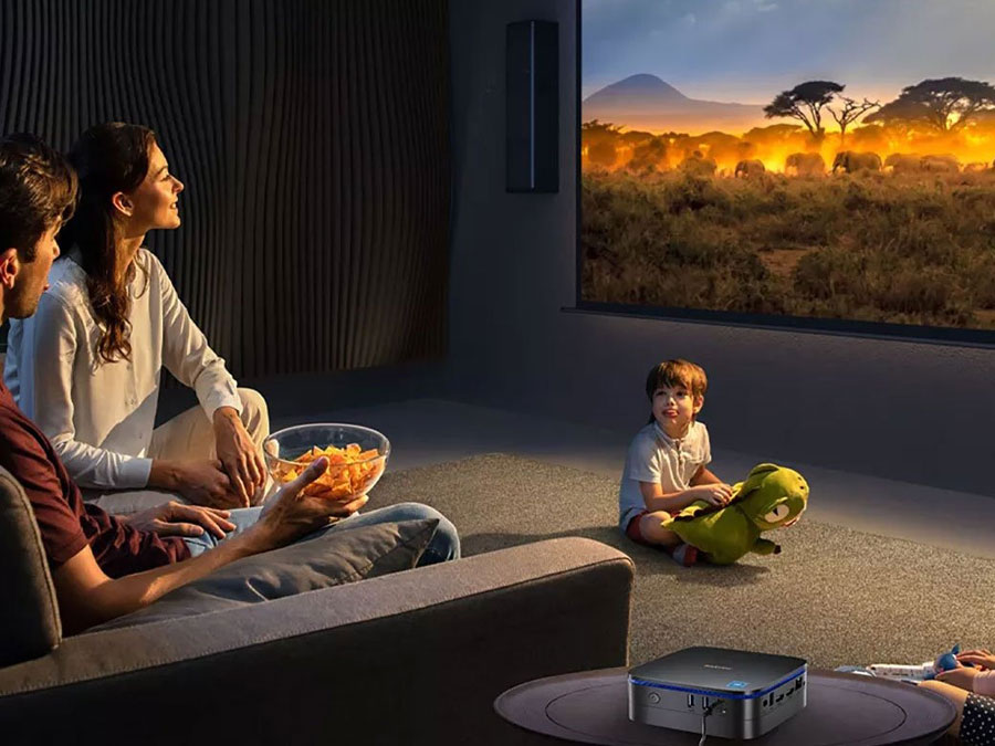 Blackview MP60 auf einem Regal im Haus