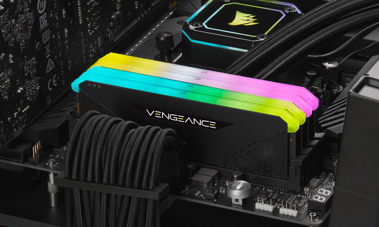 CORSAIR 16GB Kit (2x8GB) DDR4 3200MHz Vengeance RGB RS