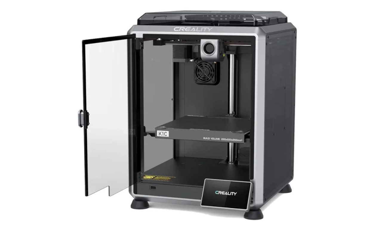 CREALITY K1C widok z przodu, otwarte drzwiczki
