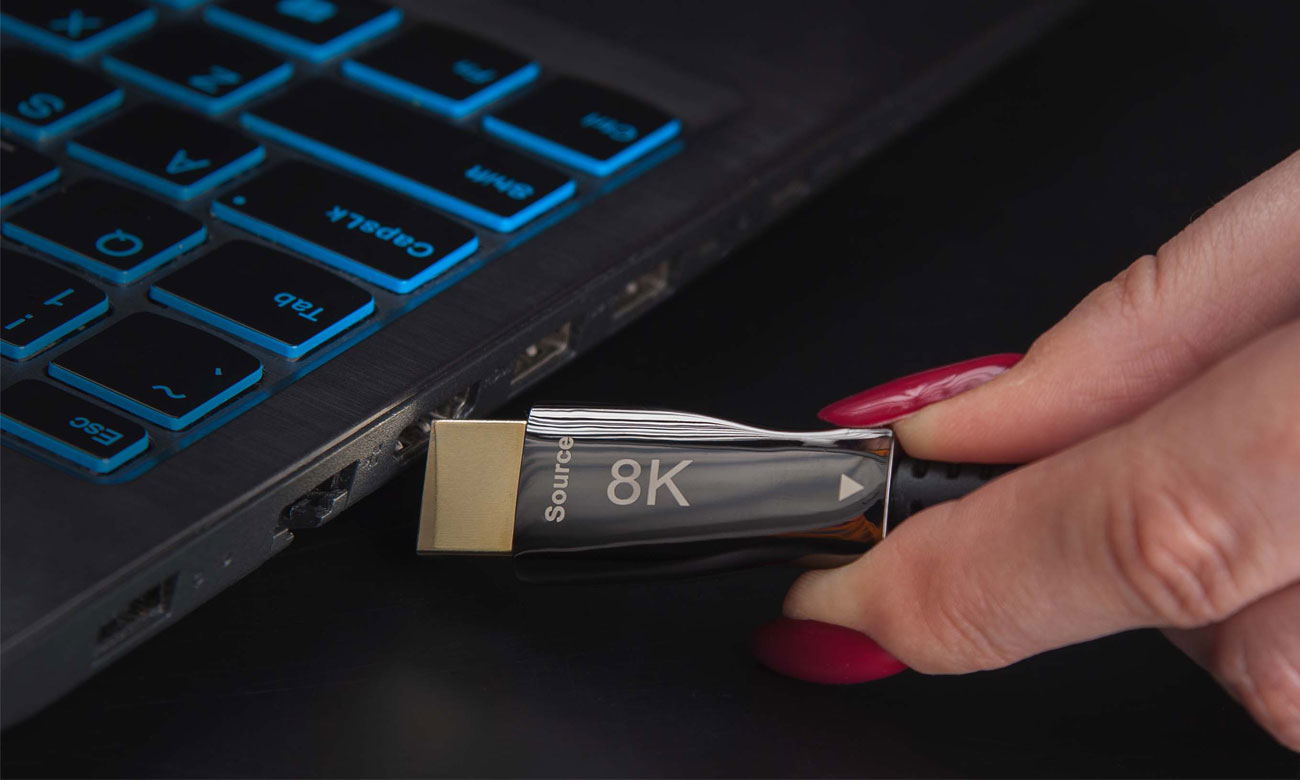 Claroc Przewód światłowodowy HDMI 2.1 (AOC, 8K, 10m) FEN-HDMI-21-10M