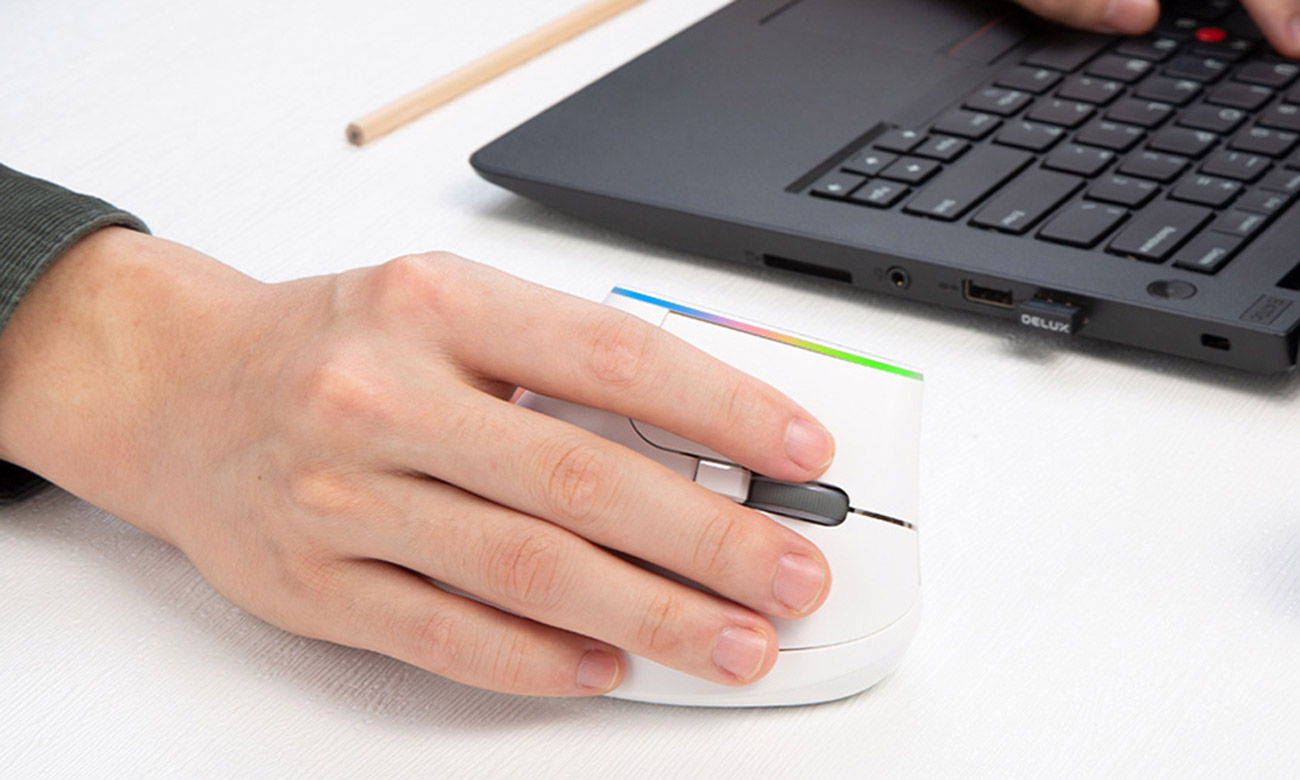 Mysz pionowa Delux Delux M618C RGB biała