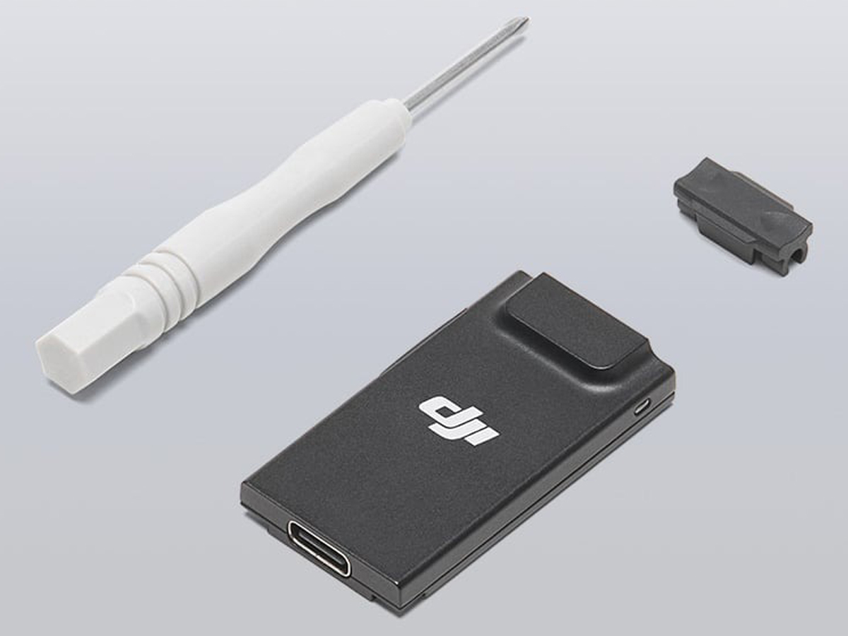 DJI Cellular Dongle 2 - Grafika z tłem
