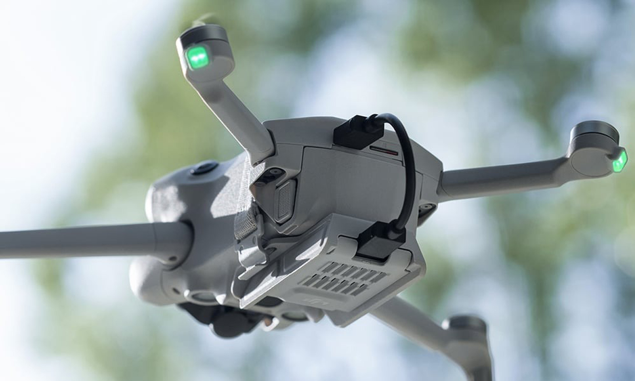 Montageset Cellular Dongle 2 für DJI Mini 4 Pro - Lifestyle-Grafik