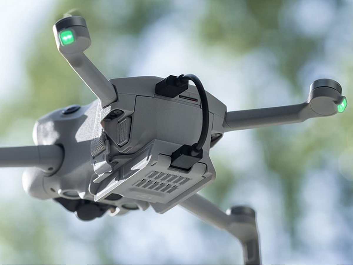 Montageset Cellular Dongle 2 für DJI Mini 4 Pro - Lifestyle-Grafik