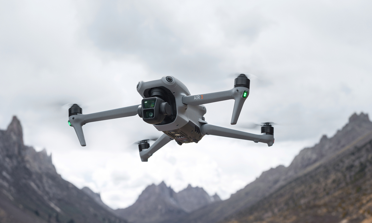 Drohne DJI Air 3 - Lifestyle-Grafik