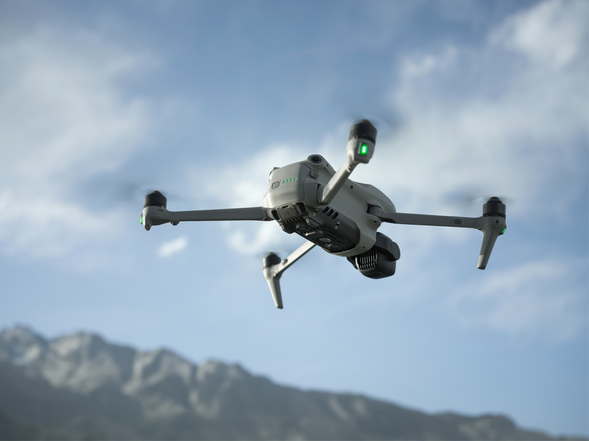 Dron DJI Air 3S - Lifestyle-Grafik