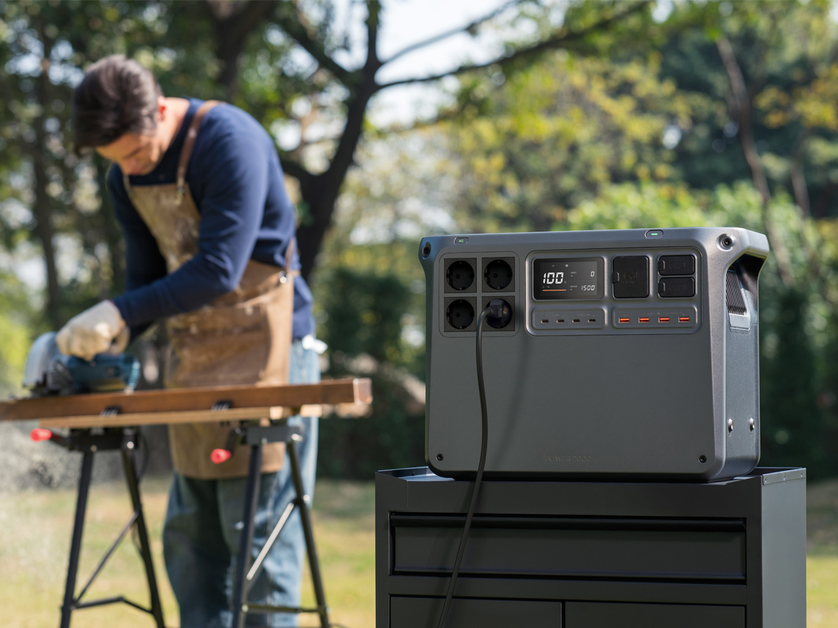 Stromstation DJI Power 2000 - Lifestyle-Grafik