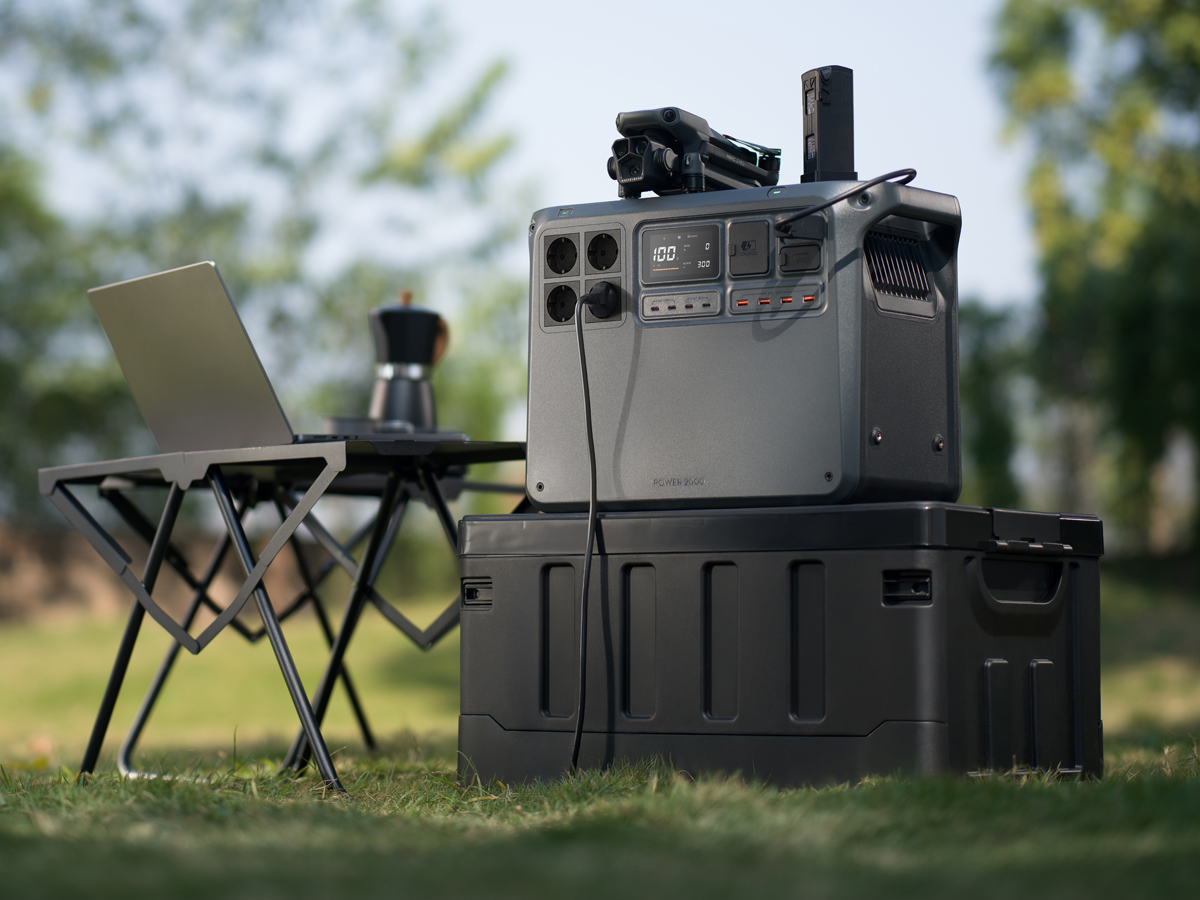 Stromstation DJI Power 2000 - Lifestyle-Grafik