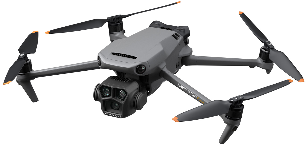 Dron DJI Mavic 3 Pro Cine  - Widok od przodu pod kątem