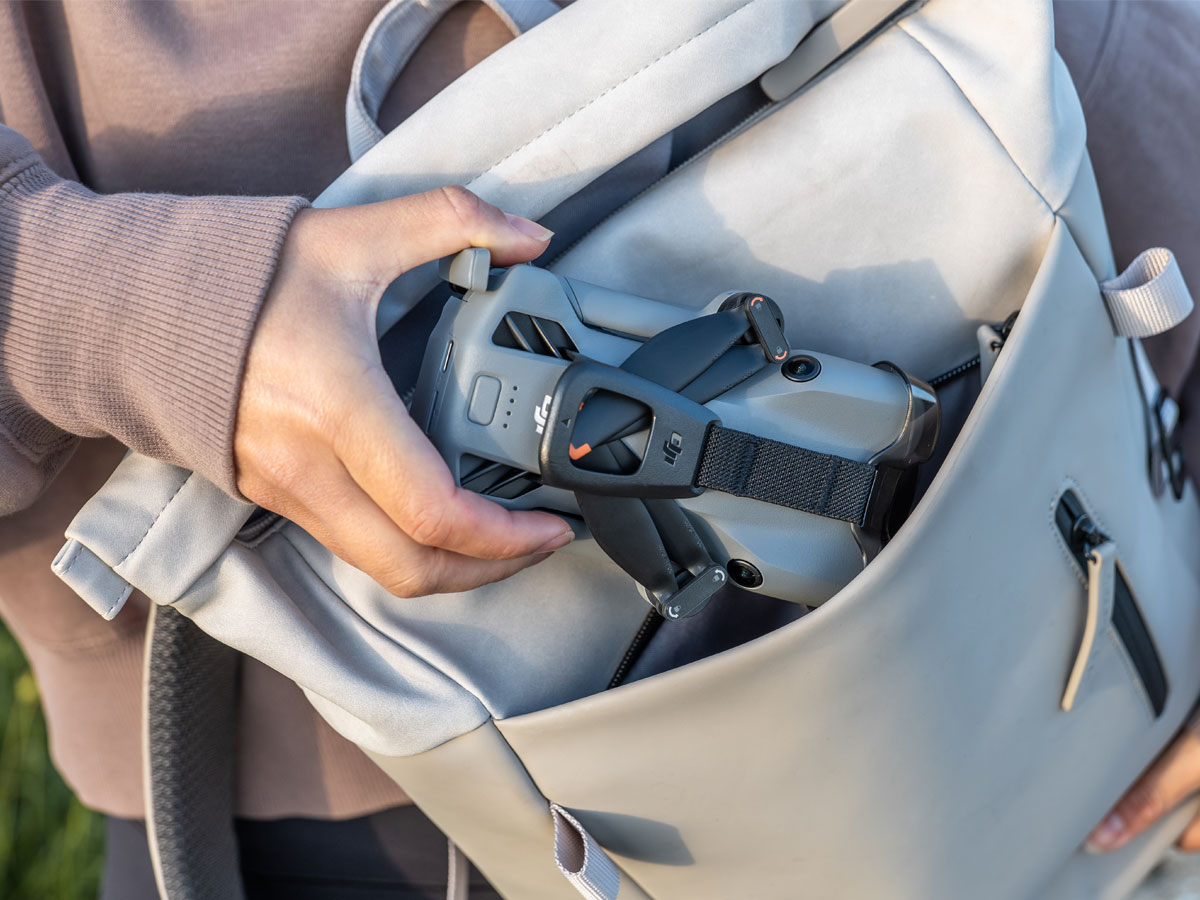 Dron DJI Mini 5 Pro - Lifestyle-Grafik