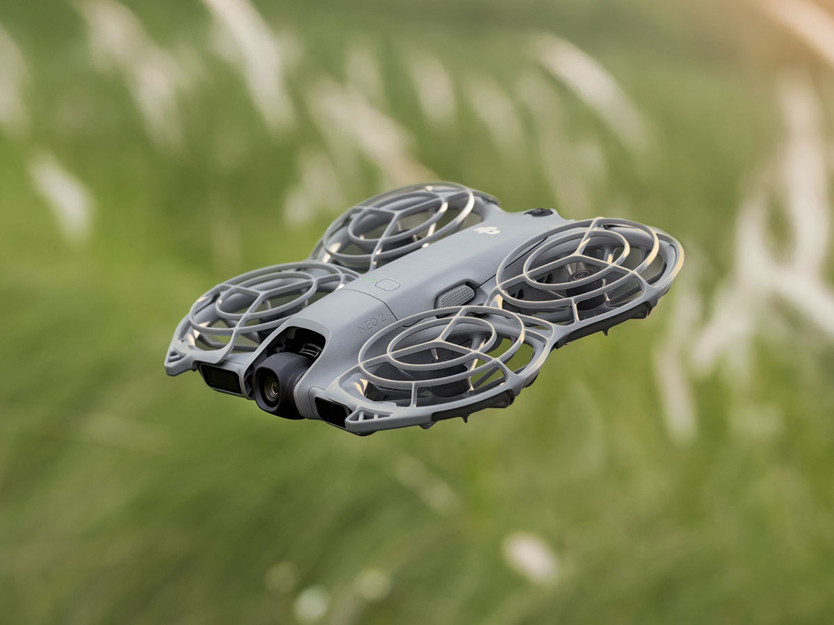 Dron DJI Neo 2  - Grafika lifestyle