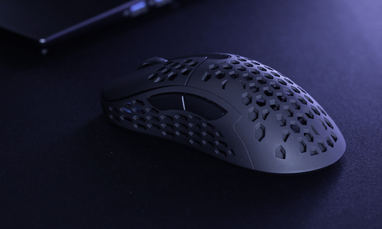 Vollständige Personalisierung der DM6 Holey Duo