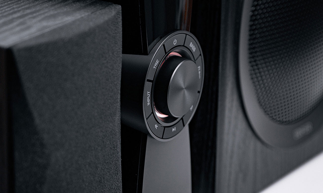 Edifier CX 7 schwarze Steuerung