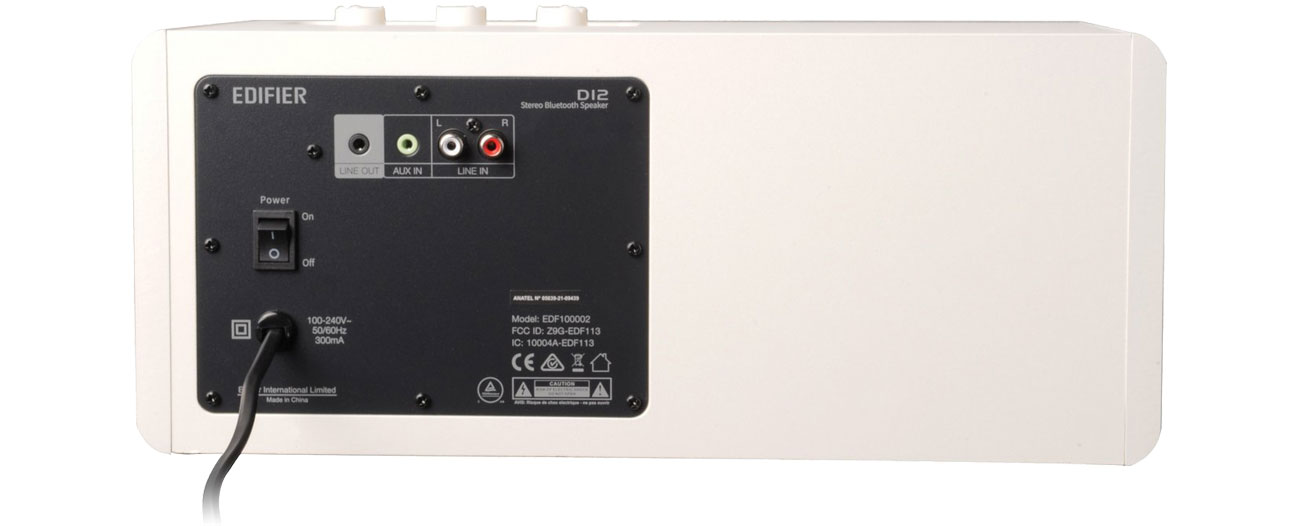 Edifier D12 Anschlüsse