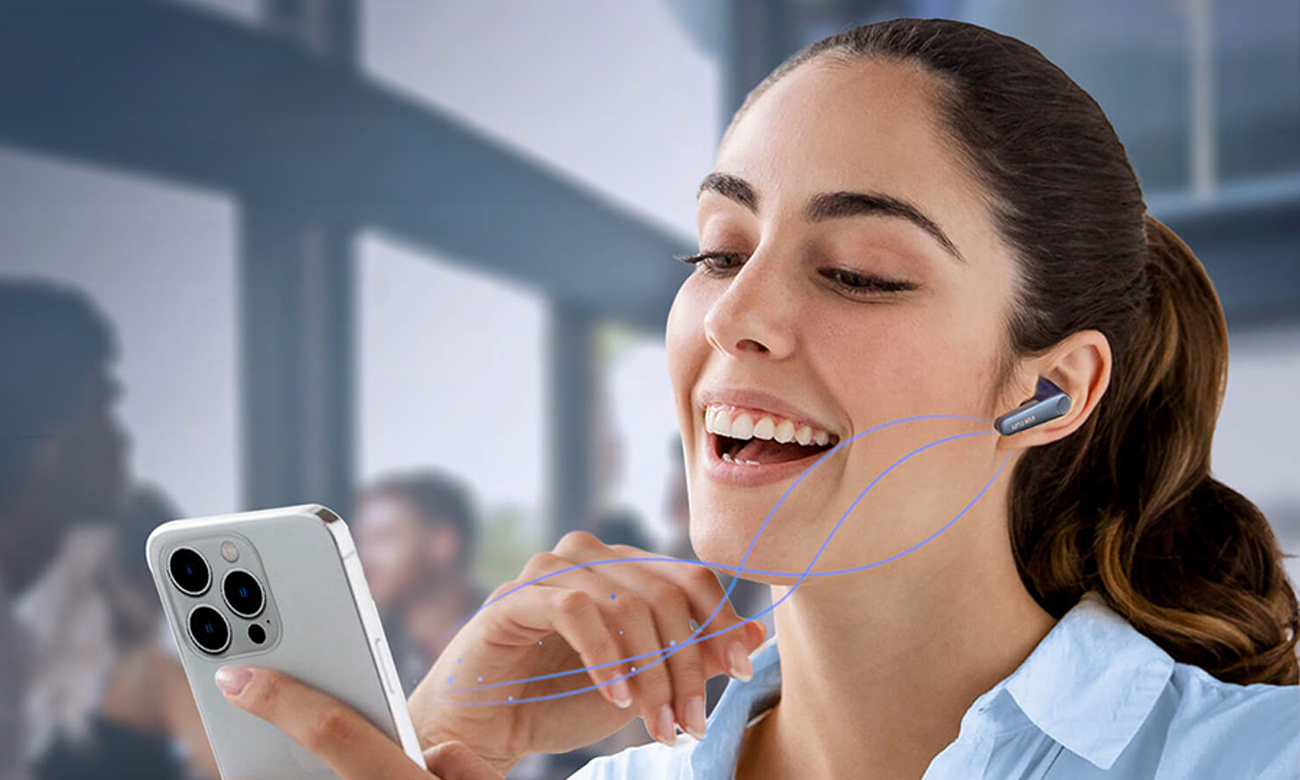 Słuchawki bezprzewodowe EarFun Air Pro 3 Niebieskie - Grafika lifestyle