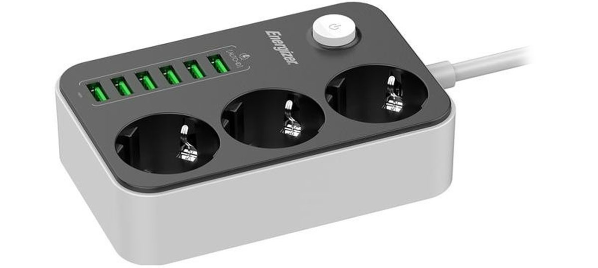 Energizer Steckdosenleiste mit Schalter 4 Steckdosen, 4 USB-A Steckdosen