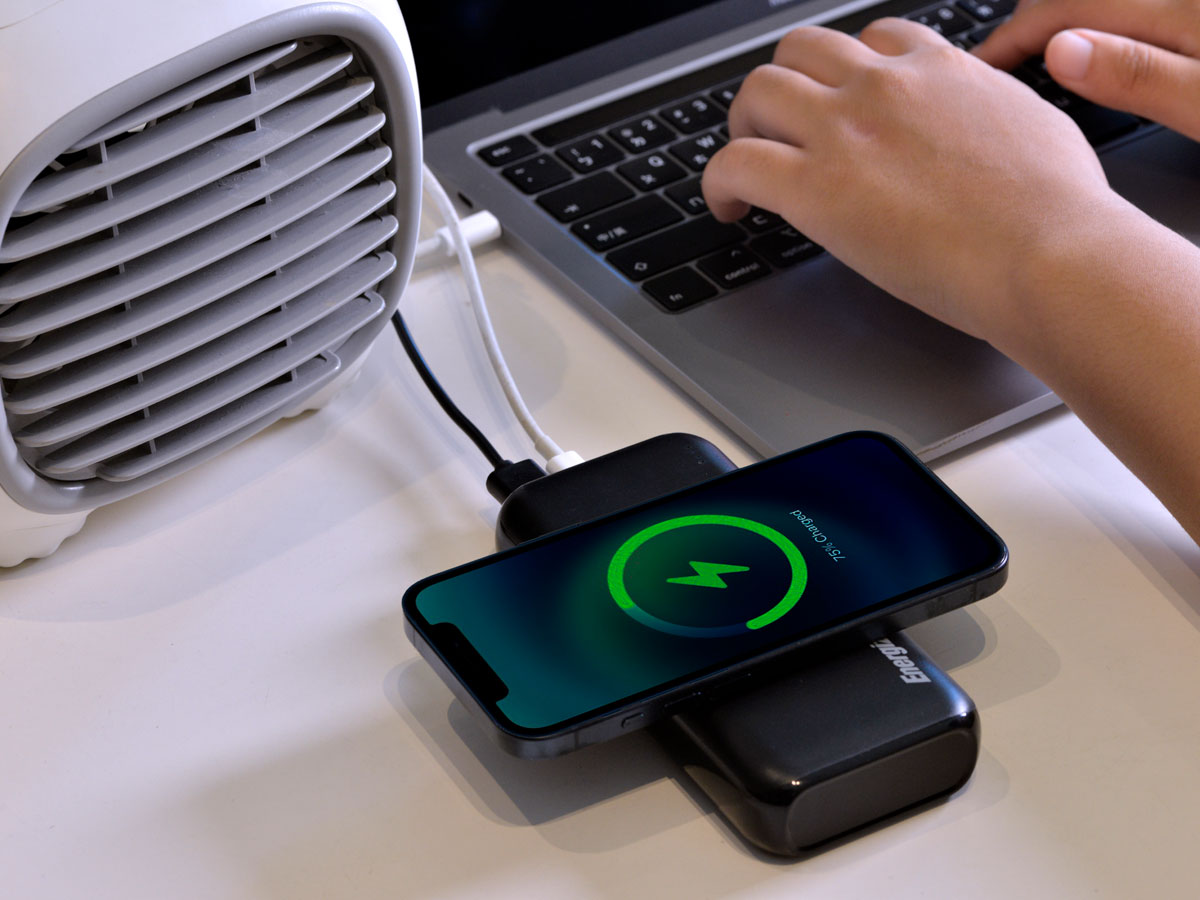 Energizer Powerbank indukcyjny 20000 mAh 20W USB-C (PD) + QI