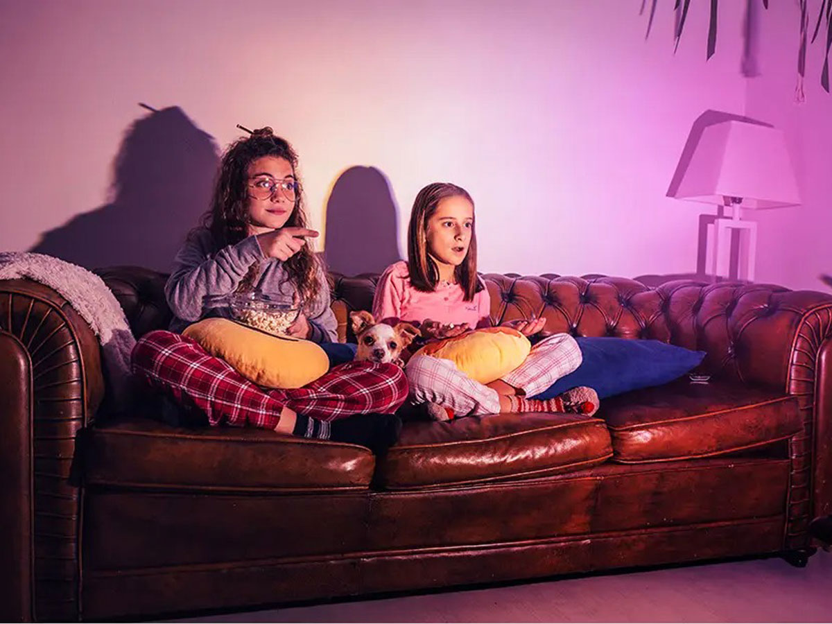 Intelligente LED-Glühbirne ExtraLink Smartlife C37 (E14) – Einstellbare Farbtemperatur und hohe Qualität