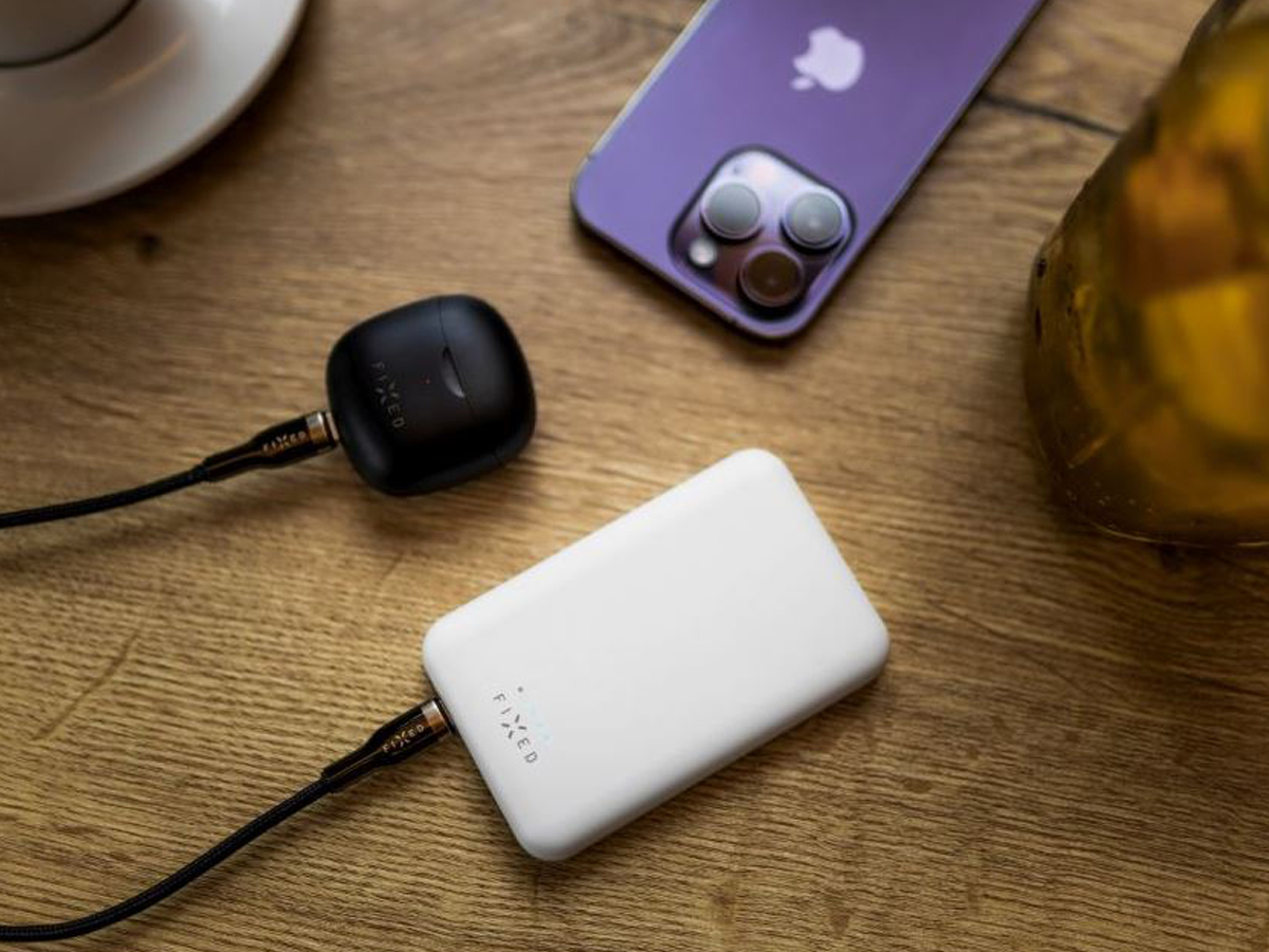 FIXED MagZen 6000 mAh weiß