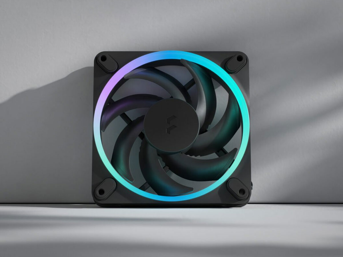 Fractal Design Momentum RGB Beleuchtung