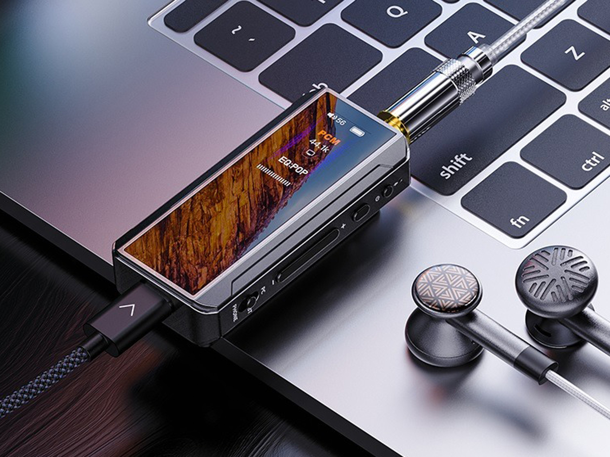 Tragbarer DAC mit Kopfhörerverstärker FiiO BTR13 Schwarz - Lifestyle-Grafik