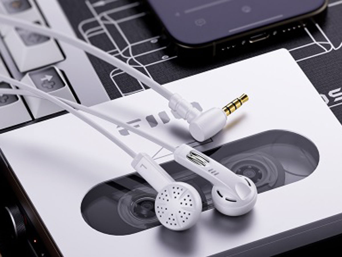 Kabelgebundene FiiO JF11 Kopfhörer mit Mikrofon Weiß - Lifestyle Grafik