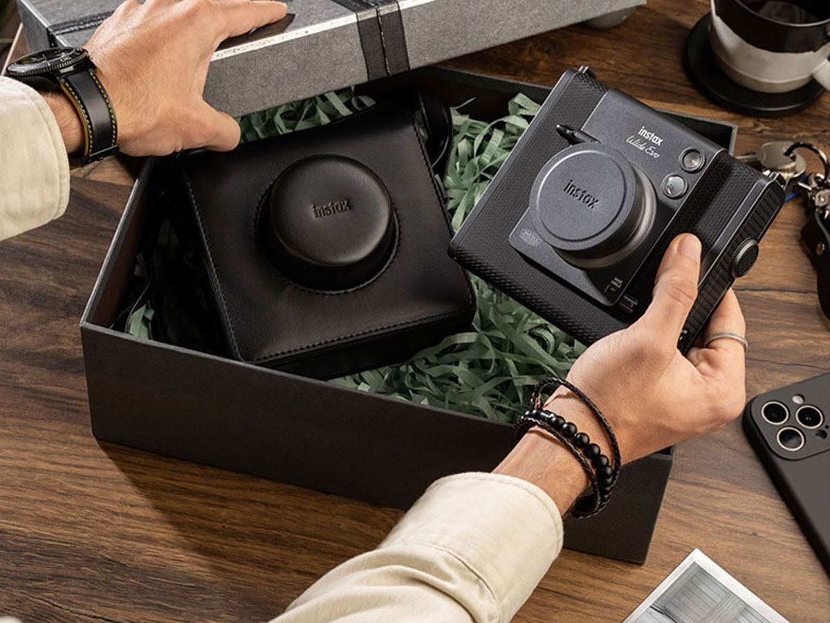 Fujifilm Instax Wide Evo