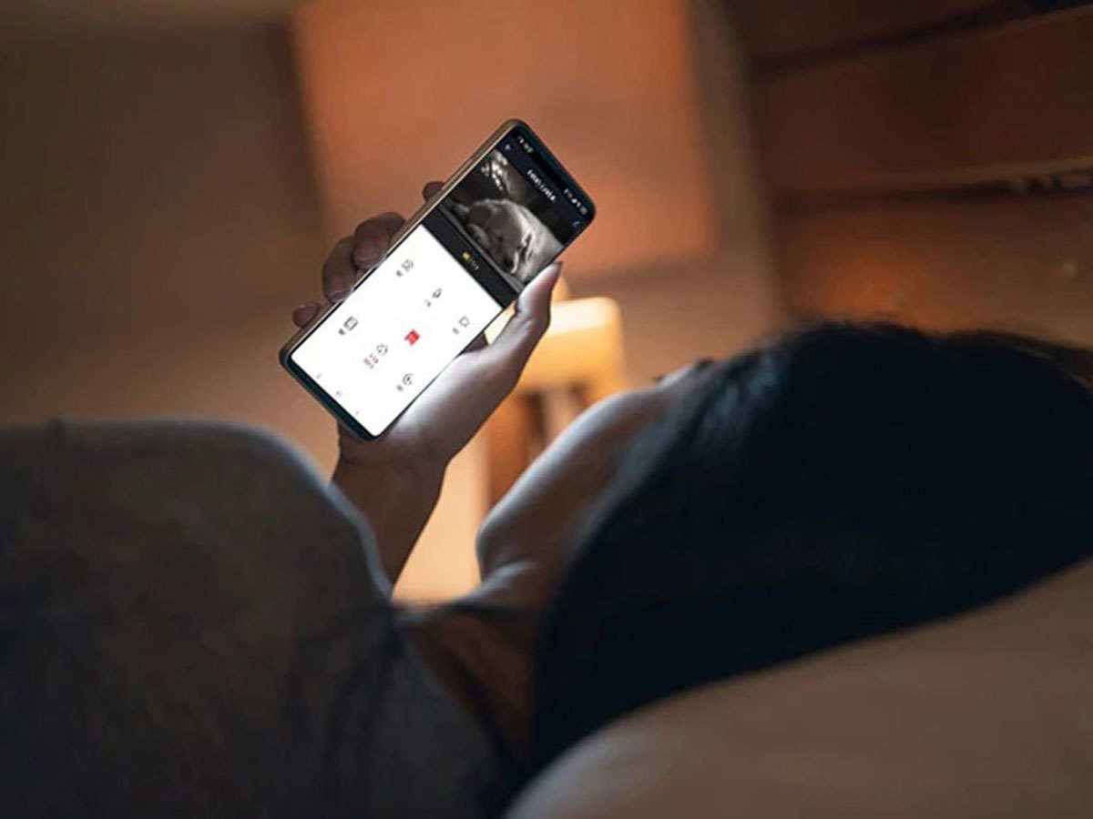 Drehbare Innenkamera Wi-Fi Gosund IPC2 3MP - Lifestyle-Grafik