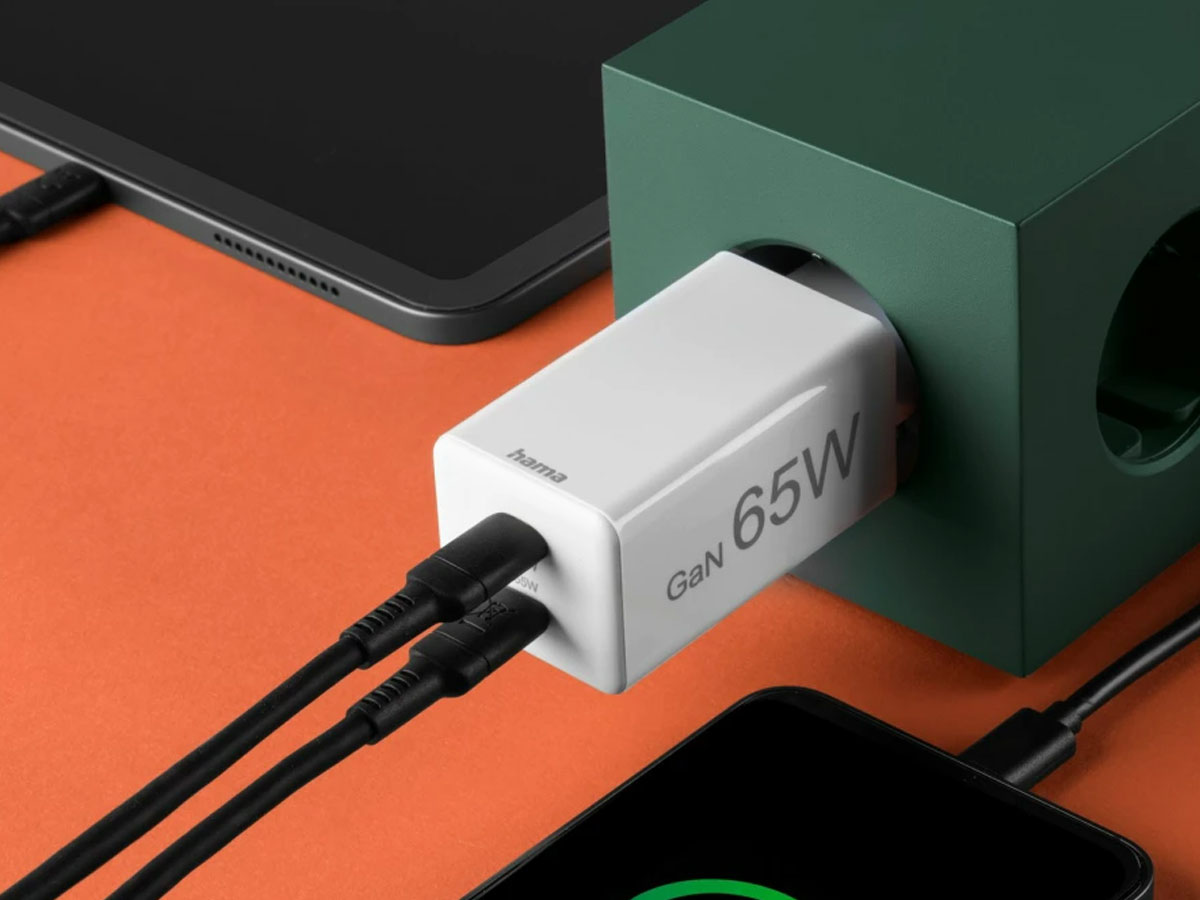 Hama Netzladegerät Mini 65W GAN PD/QC 2X USB-C, Weiß