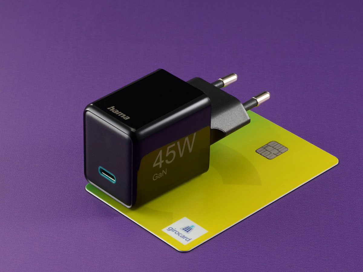 Hama Netzladegerät GaN PD/QC SUPERMINI 30W PD/QC Schwarz